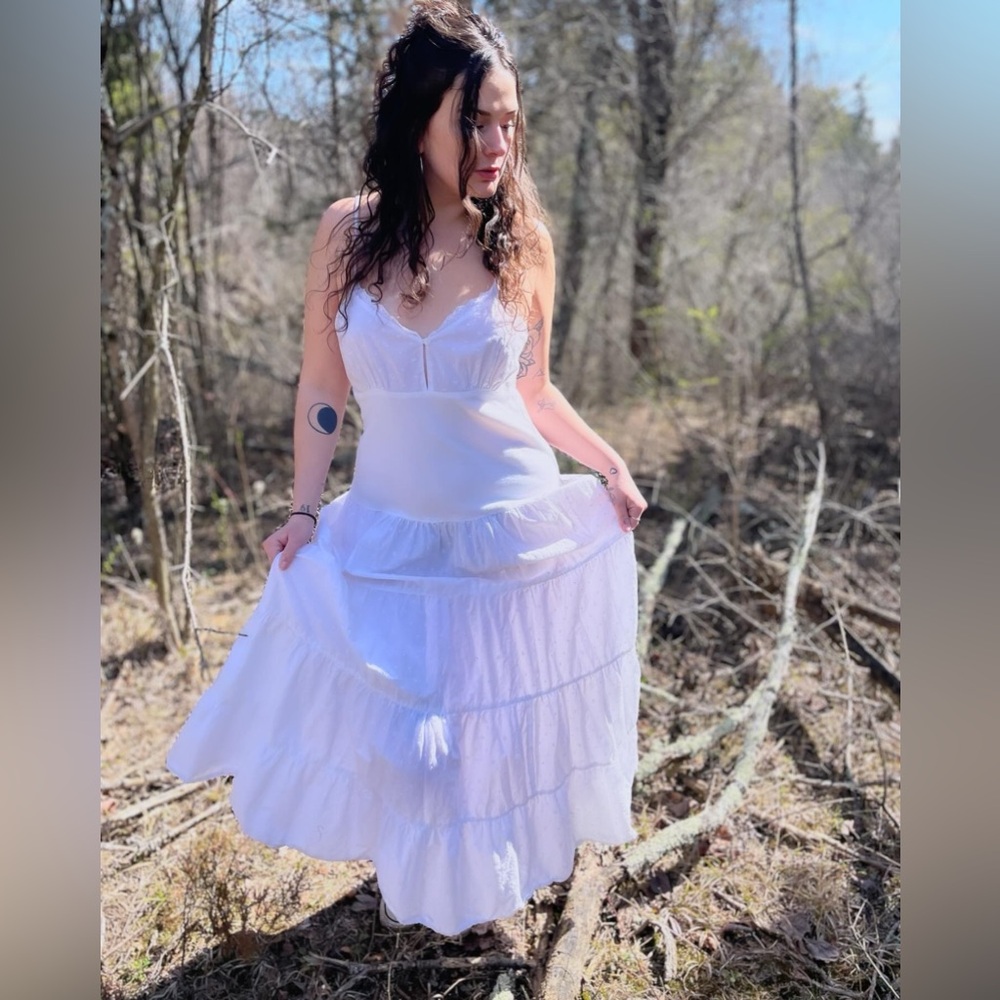 White tiered prairie dress vintage